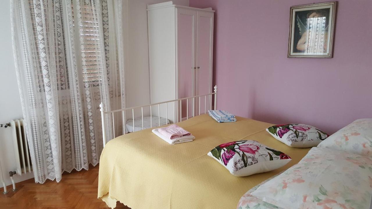 Haus Silvia Apartment Rovinj Exterior photo