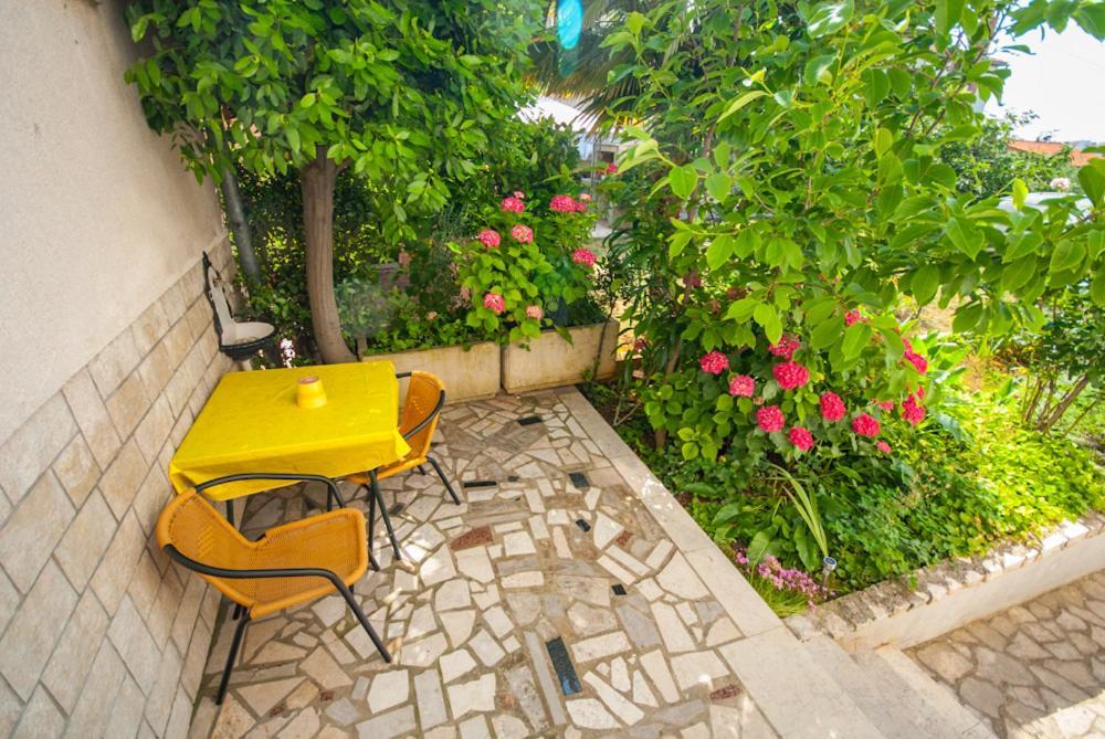 Haus Silvia Apartment Rovinj Exterior photo