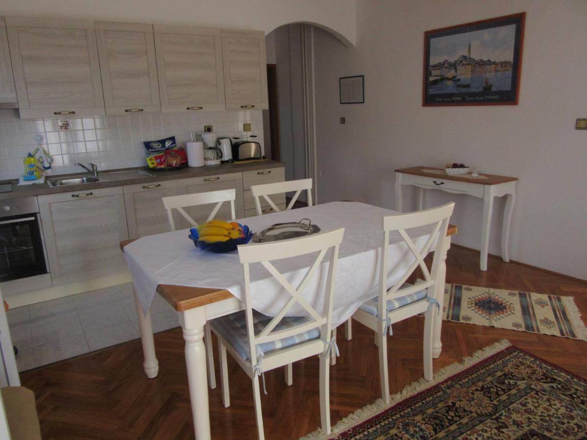 Haus Silvia Apartment Rovinj Exterior photo