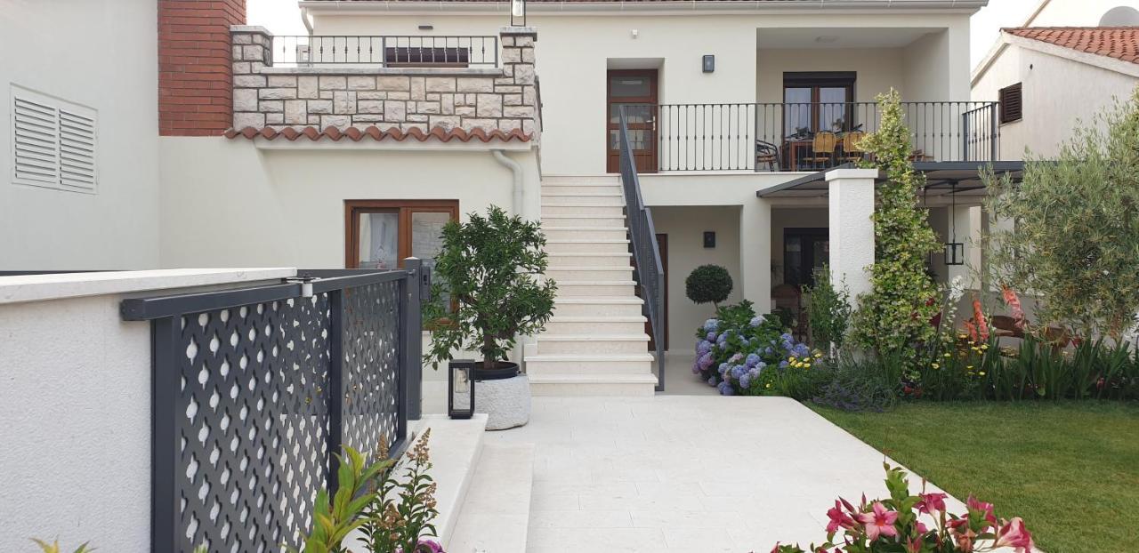 Haus Silvia Apartment Rovinj Exterior photo