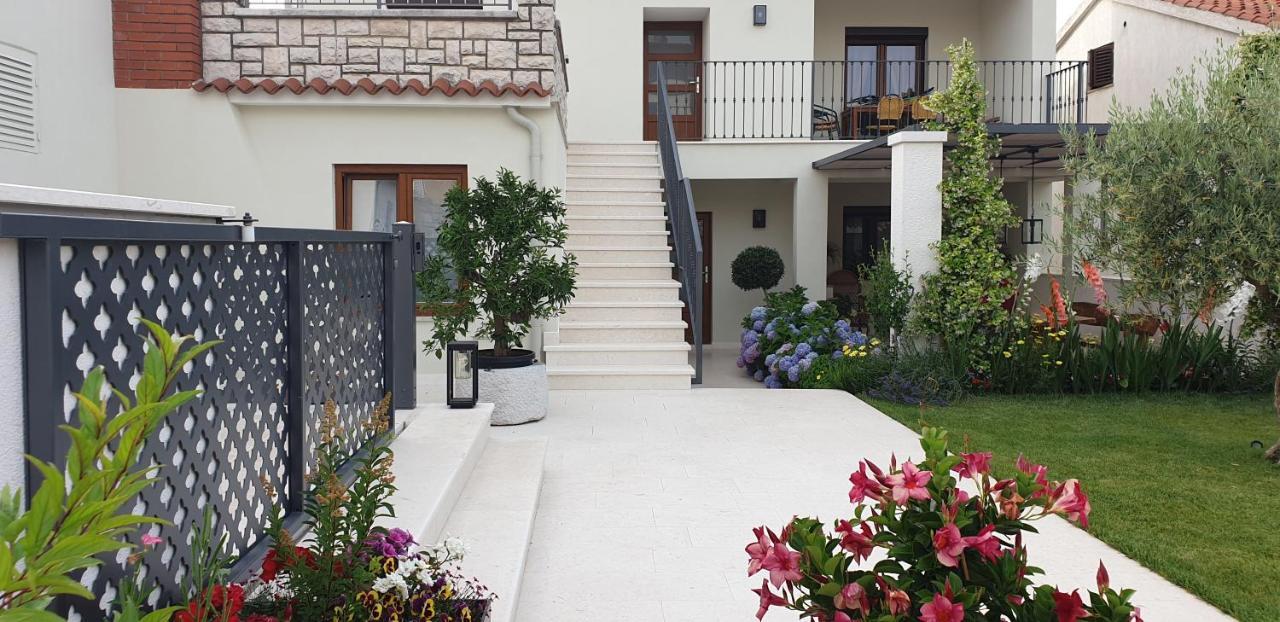 Haus Silvia Apartment Rovinj Exterior photo